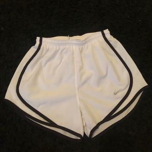 White nike shorts